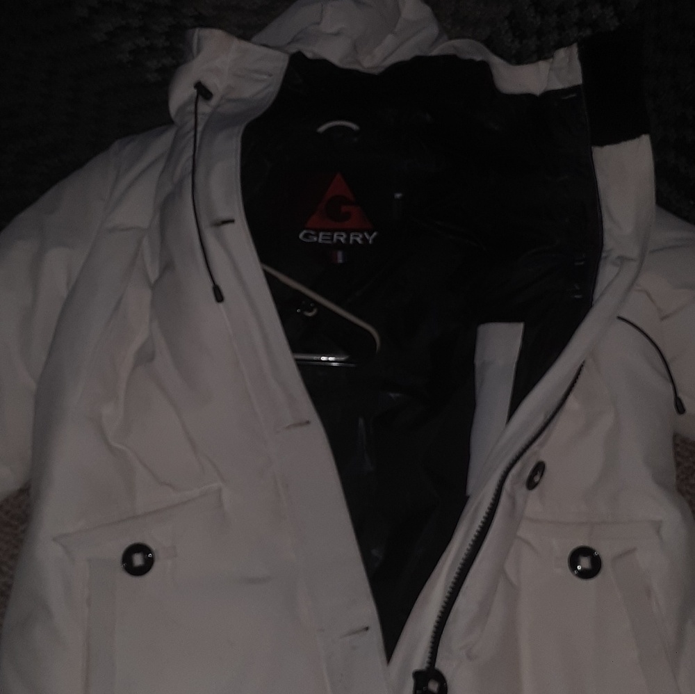 Womens down puffy jacket